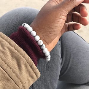 8mm Howlite Gemstone Bracelet